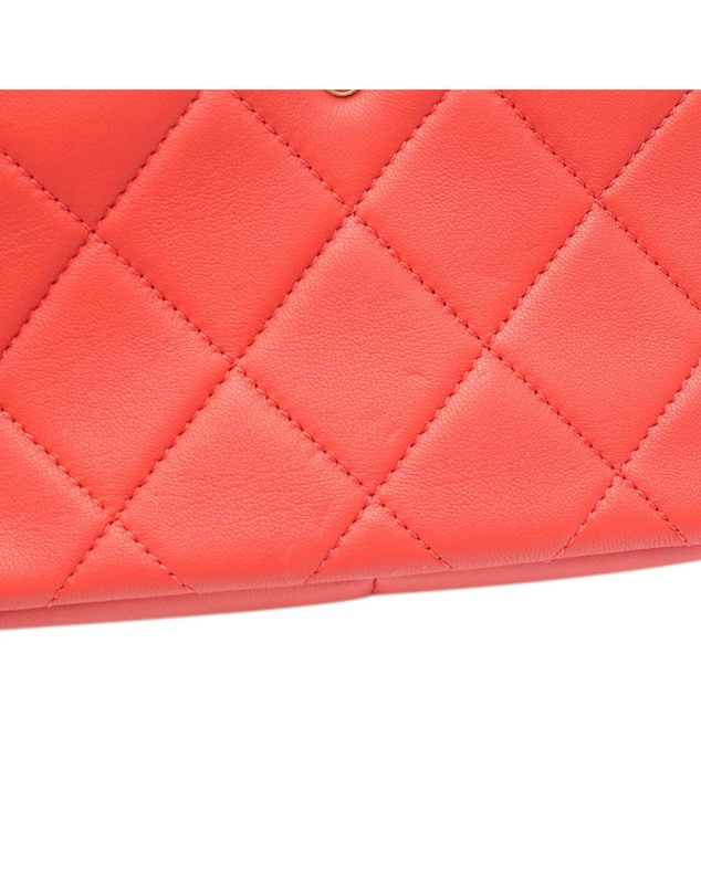 Pre-Loved by Azura Reborn - Pre-Loved Small Quilted Lambskin Elegant Chain Single Flap