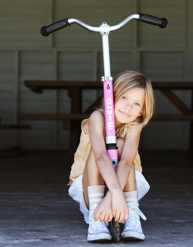 Micro Scooters - Micro Cruiser - 2 wheel folding kids Scooter