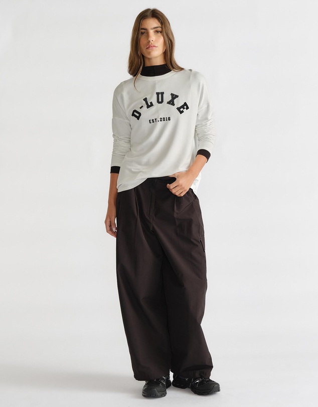 Decjuba - D-Luxe LS Logo Top