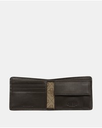 GUESS - Quattro G Slimfold Wallet