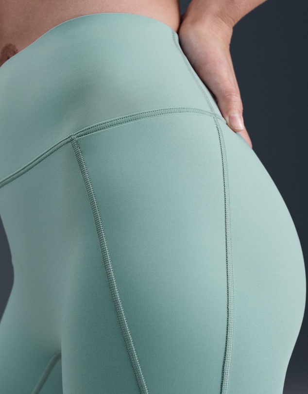 Nike - Universa Dri-FIT High-Waisted 7/8 Leggings with Pockets