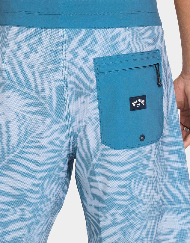 Billabong - Mens Sundays Airlite Performance 18.5