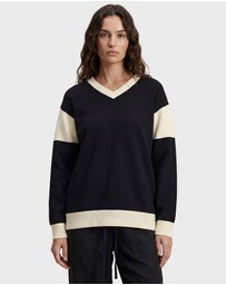 Academy Brand - Maggie Contrast V Sweat