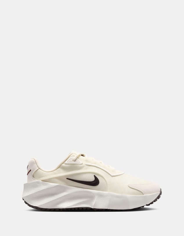 Nike - Aura Edge - Women's