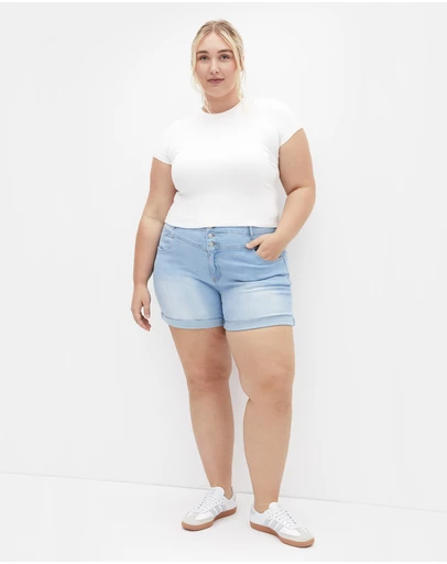 City Chic - Plus size Clean Hi Waist Denim Short - light wash
