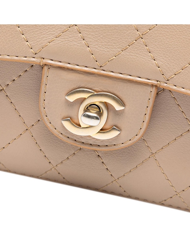 Pre-Loved by Azura Reborn - Pre-Loved Medium Classic Calfskin Wild Stitch Double Flap