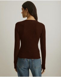 Atmos&Here - Long Sleeve V-Neck Tee