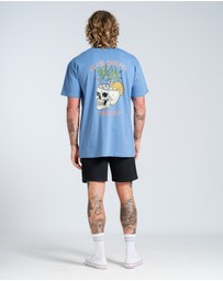 Vacancy Co - Club Dread Tee