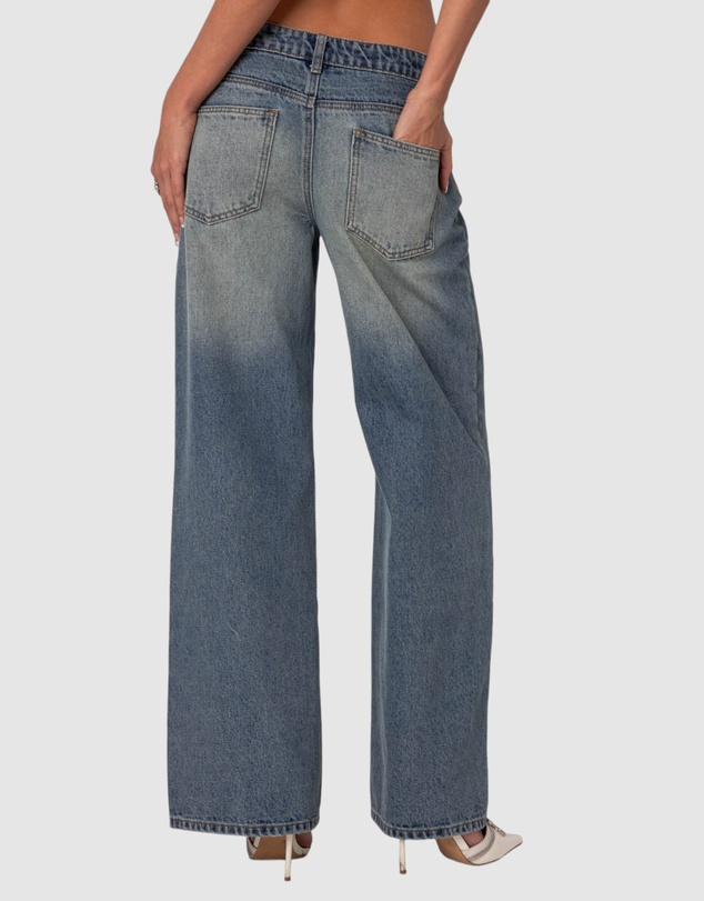 EDIKTED - Magda Low Rise Acid Wash Jeans