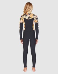 Billabong - Girls 6 14 3/2 Salty Dayz Steamer Wetsuit