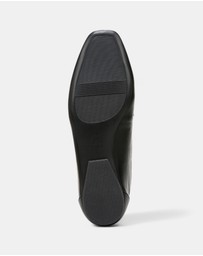 Naturalizer - Cecilia Loafer - Black Tumbled