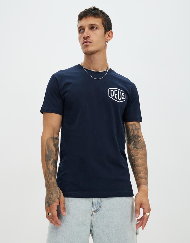 Deus Ex Machina - Camperdown Tee