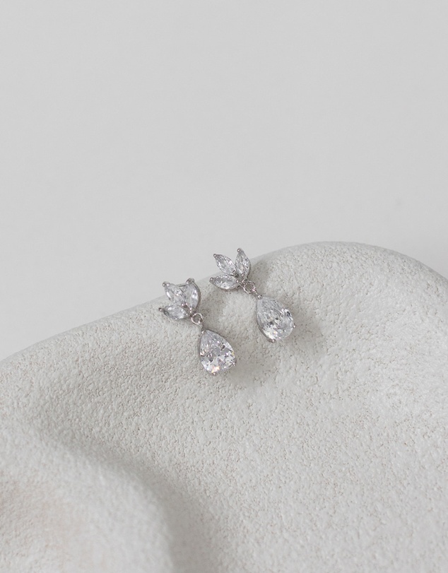 The White Collection - Clarissa - Elegant Silver Bridal Earrings
