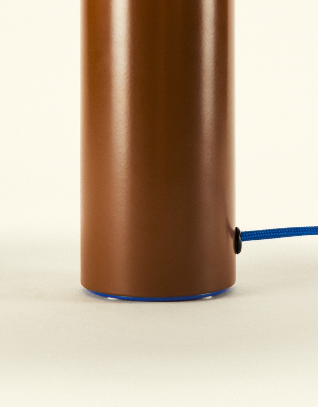 Dennis Did It - Sunnyboy Lamp Dirt