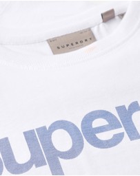 Superdry - Core Logo City Fitted Slim Fit Tee