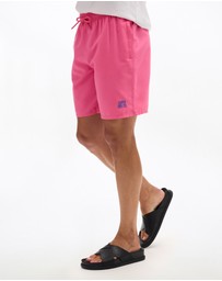 Superdry - Essential 17