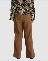 Fate + Becker - Muse Pant