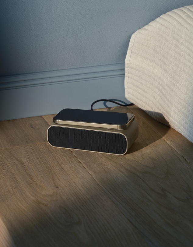 Kreafunk - Kreafunk Wakie Alarm Clock Qi Charger + Bluetooth - Ivory Sand