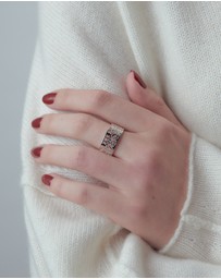 Karen Walker - 9mm Filigree Band