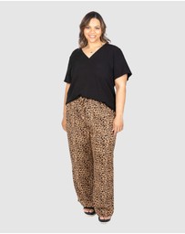 Love Your Wardrobe - Khloe Animal Print Pants