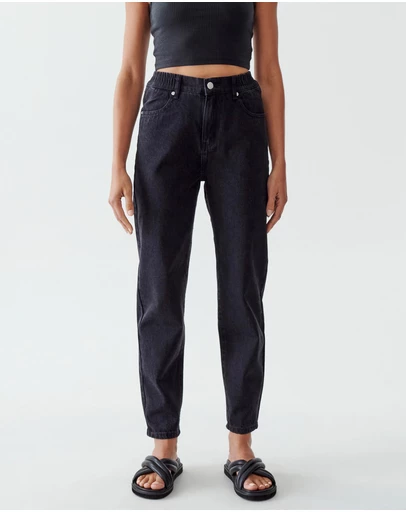 Calli - Hudson Mom Jeans