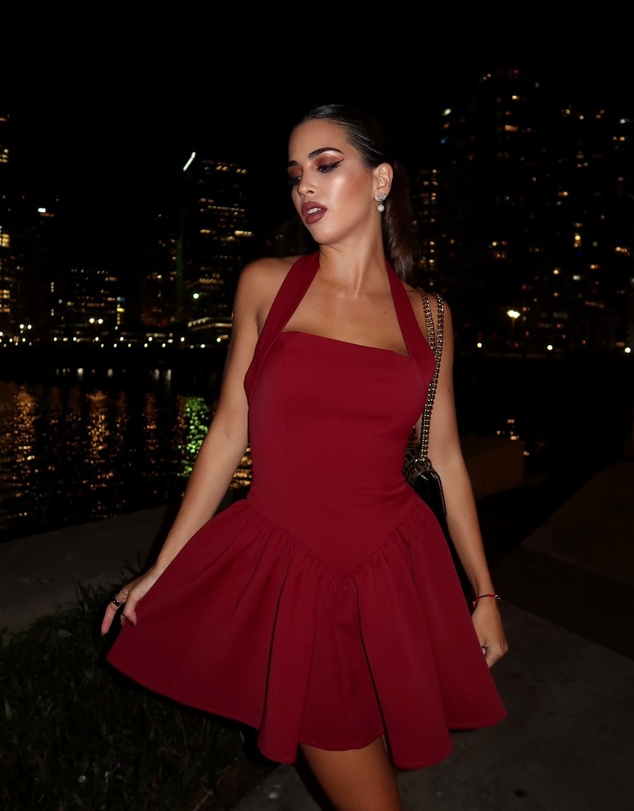 Heiress Beverly Hills - Halter Contour A-Line Mini Dress