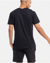 Xander - Grid Tee