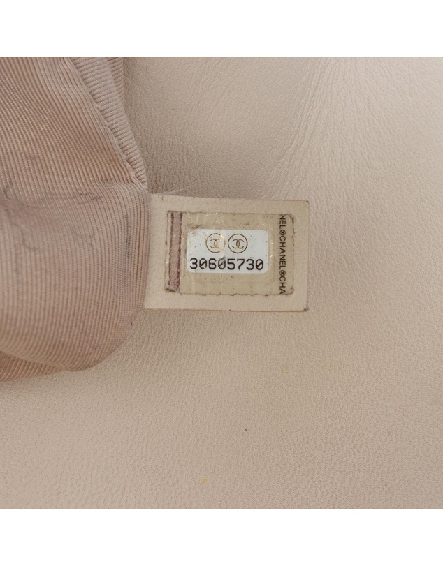 Pre-Loved by Azura Reborn - Pre-Loved Medium Lambskin 19 Flap