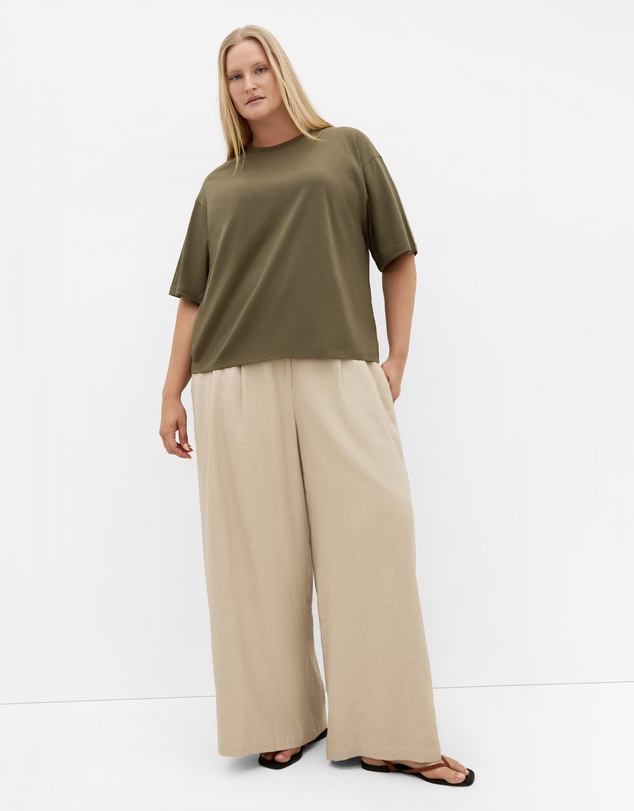 City Chic - Plus size Oversized Crew Neck Tee - khaki