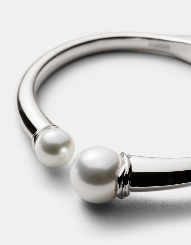 MIMCO - En Pointe Pearl Bangle