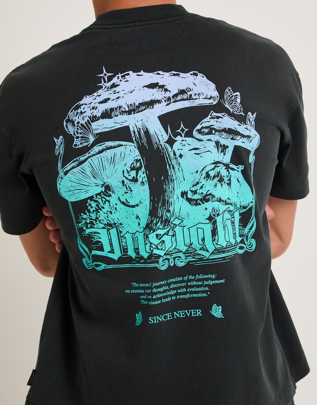 Insight - Gardens Cropped T-Shirt