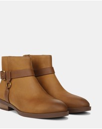 Vionic - Rhiannon Ankle Boot - Cognac