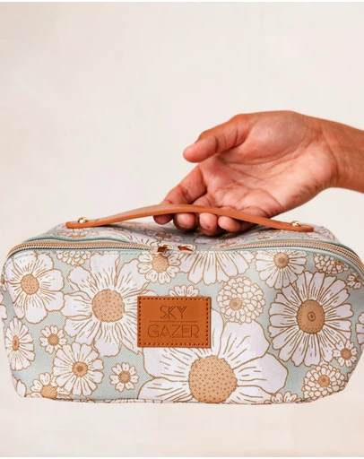 Sky Gazer - Make- Up Bag Casuarina