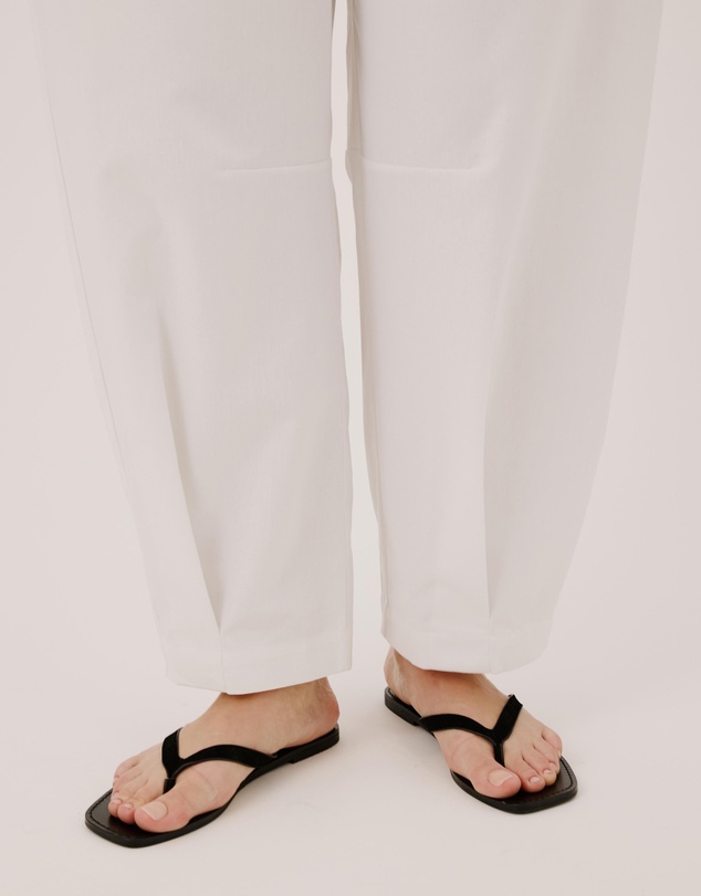 Atmos&Here Curvy - Clara Linen Blend Barrel Leg Pants
