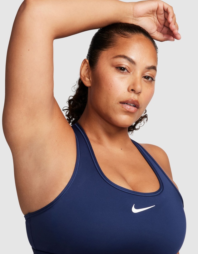 Nike - Swoosh Medium Support Padded Sports Bra