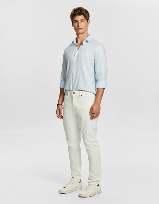 yd. - Artemas Slim Jean