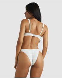 RVCA - Summer Plaid V Medium French Bottoms