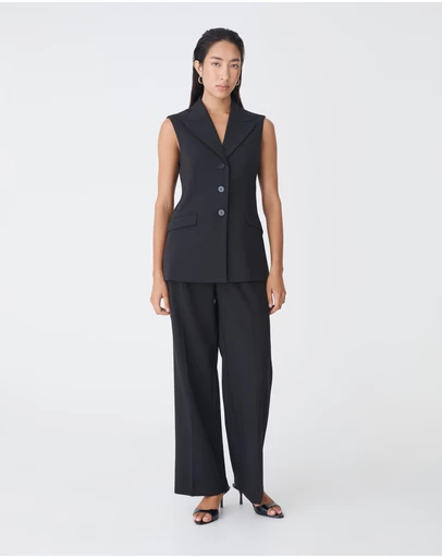 Forcast - Nikki Long Collared Vest