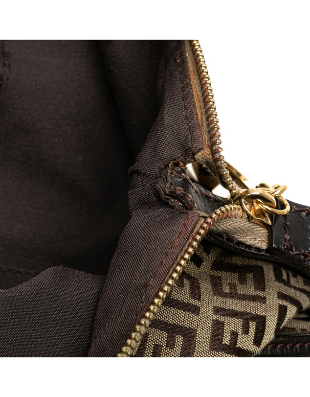 Pre-Loved by Azura Reborn - Pre-Loved fendi Crossbody AllOver Logo Print