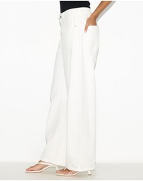 Dazie - Tokyo Mid Rise Relaxed Leg Jeans
