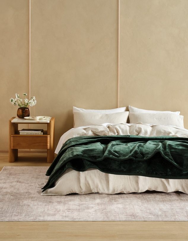 Linen House - Dover Blanket