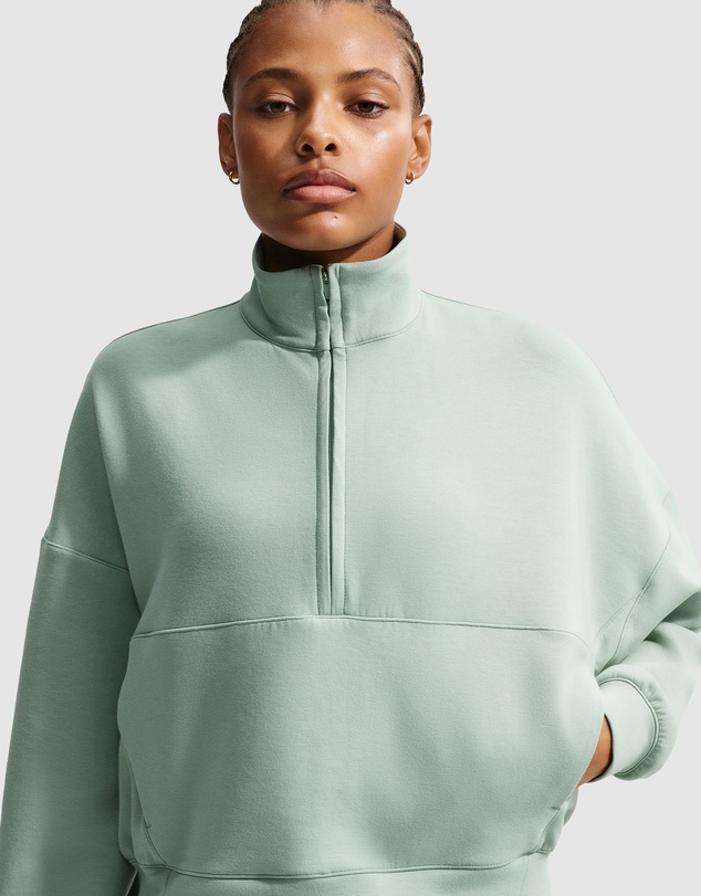 Nike - 24.7 ImpossiblySoft Dri-FIT Oversized 1/2-Zip Top