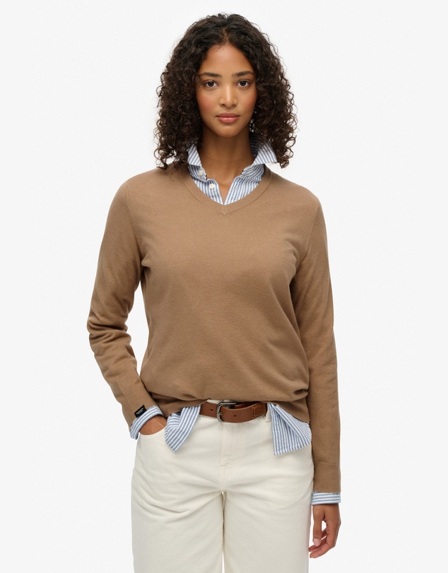 Superdry - Classic V Neck Slim Fit Jumper
