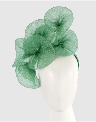 Max Alexander - Large Lilly Flower Fascinator