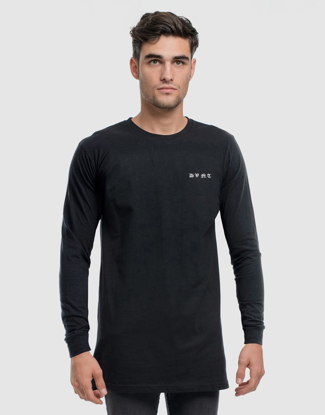 DVNT - Saxon Embroidery Long Sleeve Tee