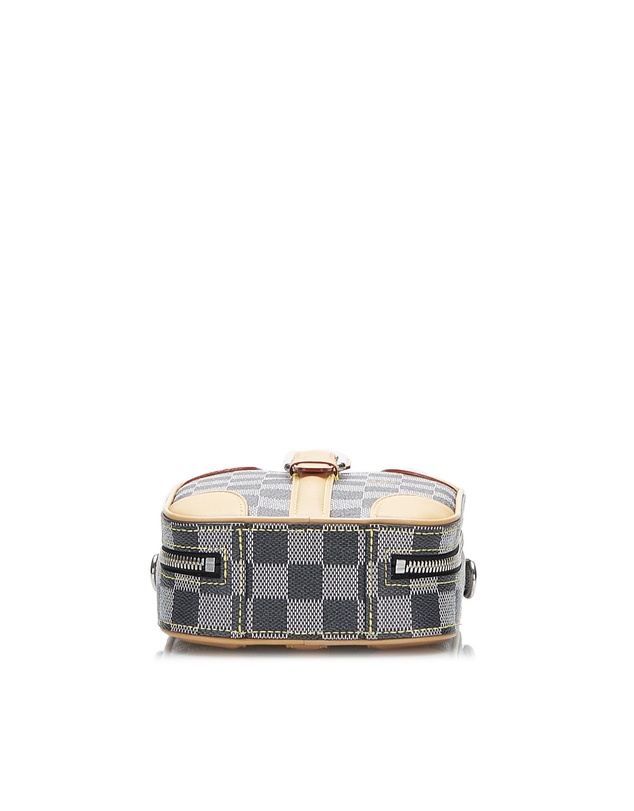 Pre-Loved by Azura Reborn - Pre-Loved louis vuitton Chic Structured Handle Top Bag with Elegant Accents