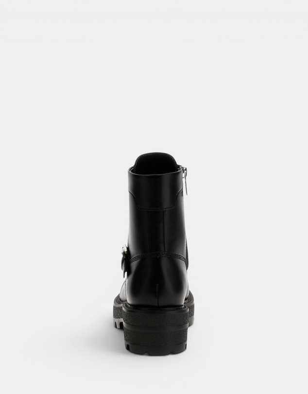 GUESS - Yanzy Ankle Boots