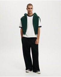 Cotton On - Super Baggy Track Pant