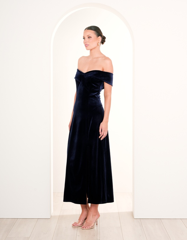 Pilgrim - Bri Off Shoulder Velvet Gown