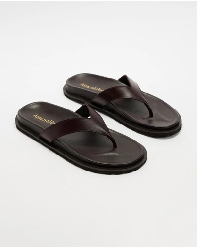 Atmos&Here - Azure Leather Thong Sandals